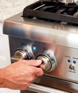 kenmore oven making clicking noise